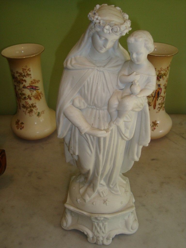 Statue de Marie en biscuit., Enlèvement