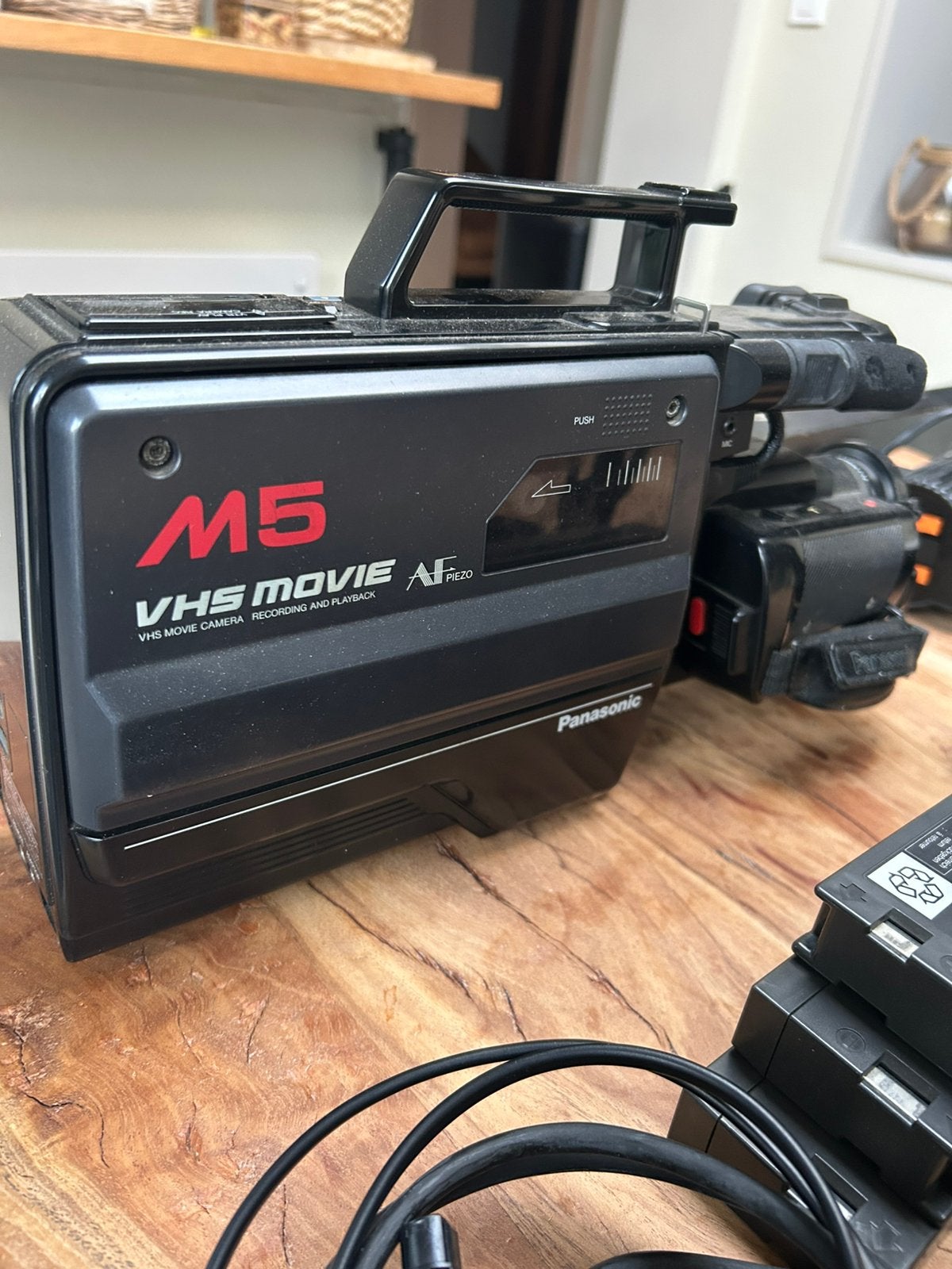 Panasonic NV-M5E VHS Camcorder Complete Set – Werkend –, Audio, Tv en Foto, Videocamera's Digitaal, Zo goed als nieuw, Camera