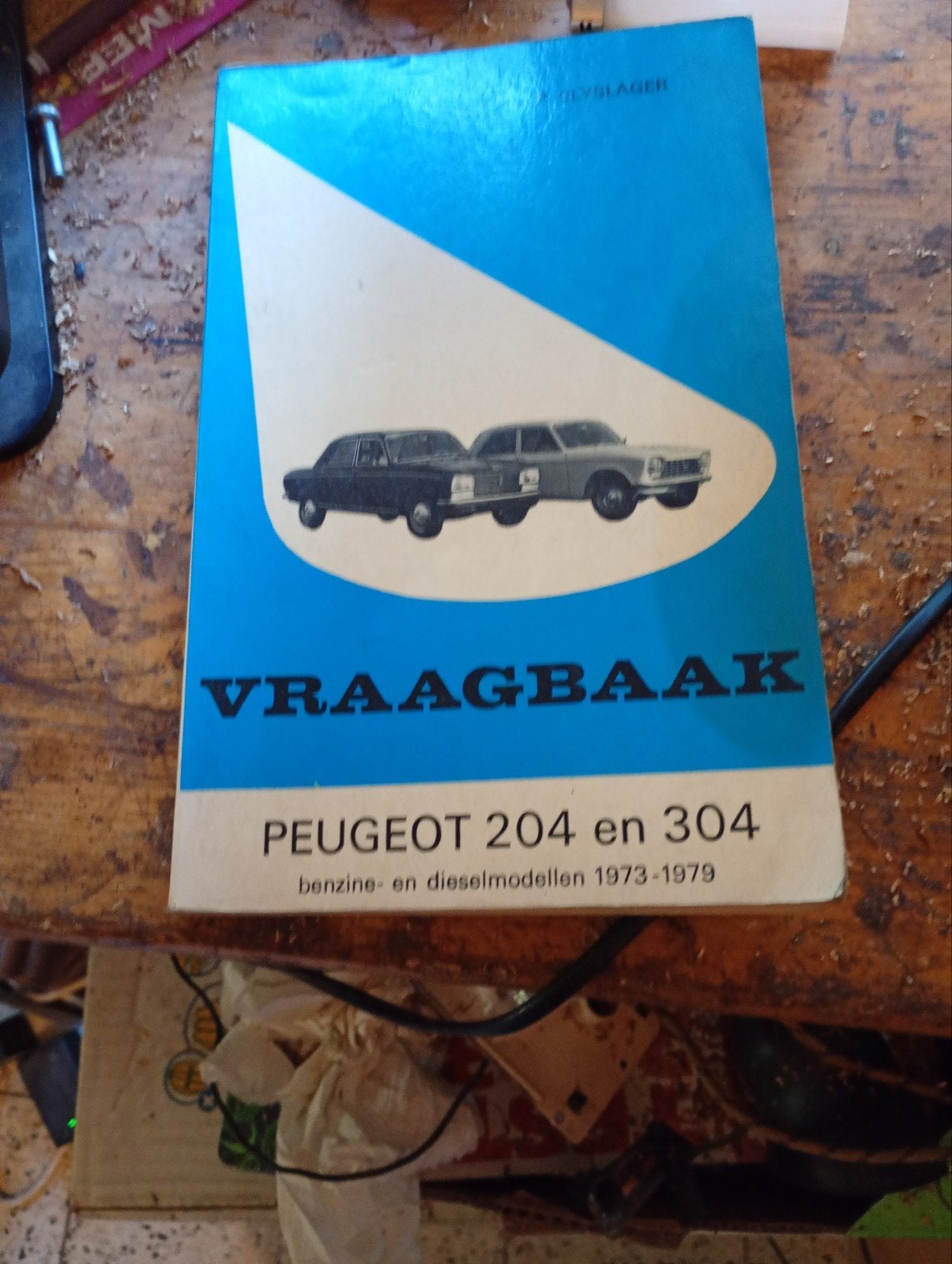Nederlands talige vraagbaak Peugeot 204/304, Ophalen of Verzenden