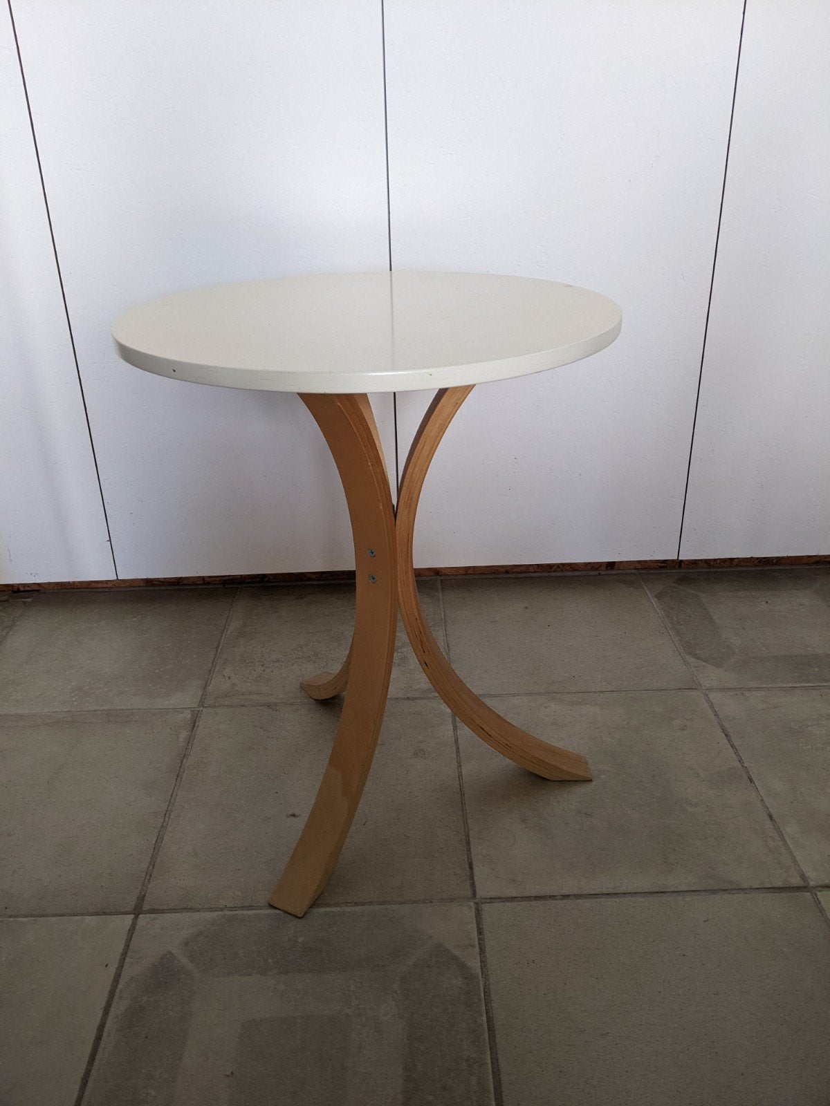 Bijzettafeltje Ikea, Ophalen