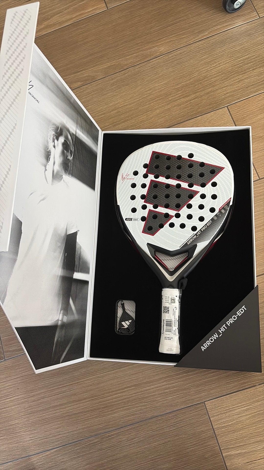 Adidas arrow_hit pro-edt, Sport en Fitness, Padel, Ophalen of Verzenden, Nieuw, Padelracket