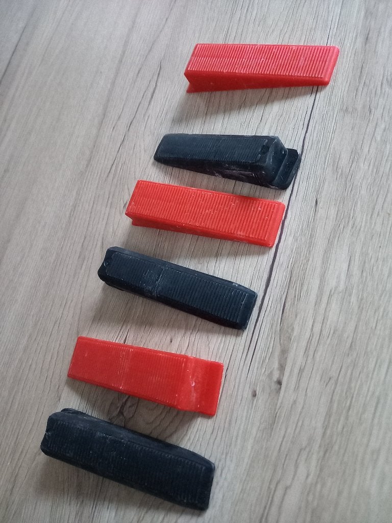 195 Cales pour carreler, Bricolage & Construction, Enlèvement ou Envoi, Comme neuf, Carrelage de sol
