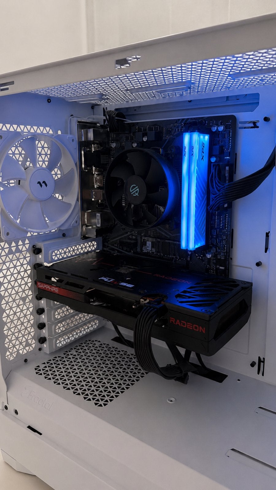 Nieuwe gaming-pc te koop, Ophalen, Zo goed als nieuw, Gaming, SSD
