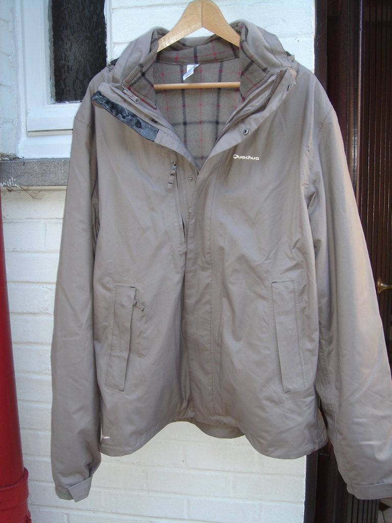 VESTE HIVER QUESCHUA HOMME TAILLE XL JAMAIS PORTÉE, Enlèvement, Neuf, Taille 52/54 (L)