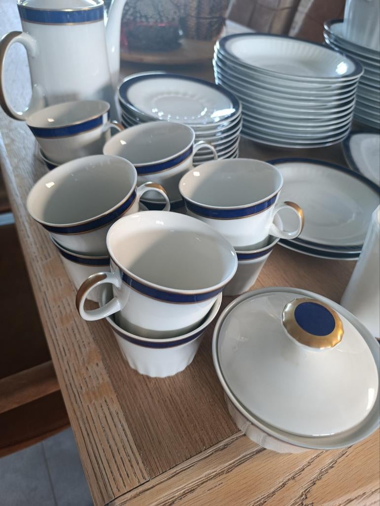 Porselein servies van EPIAG, Antiek en Kunst, Ophalen