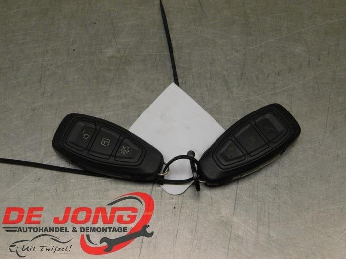 Clé d'un Ford Kuga, -, 3 mois de garantie, -, -