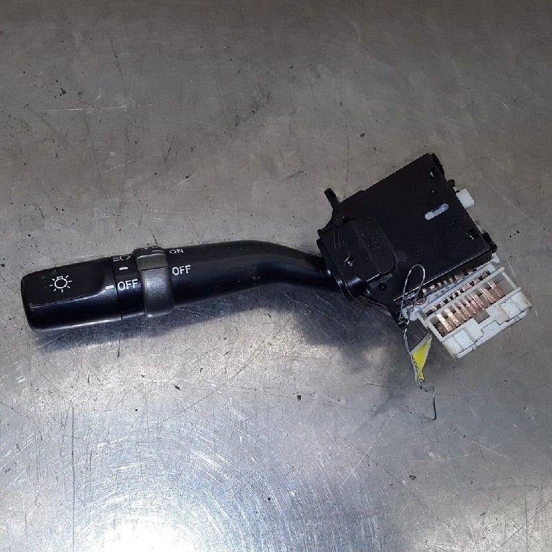 LICHTSCHAKELAAR Lexus IS (E2) (01-1998/03-2013), Gebruikt, Lexus