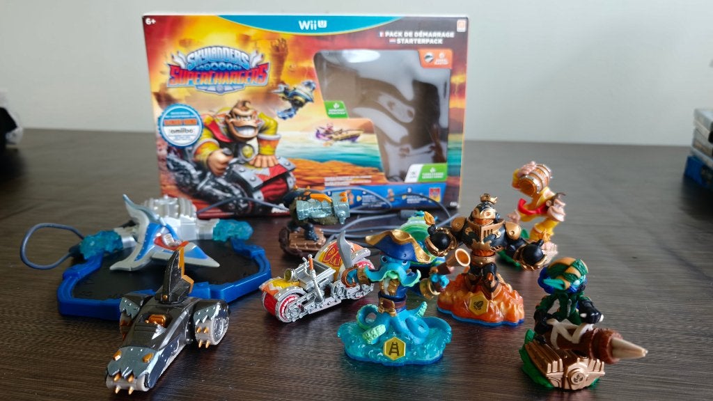 Skylanders SuperChargers Wii U Starter Pack, Gebruikt, 2 spelers, Eén computer, Vanaf 3 jaar