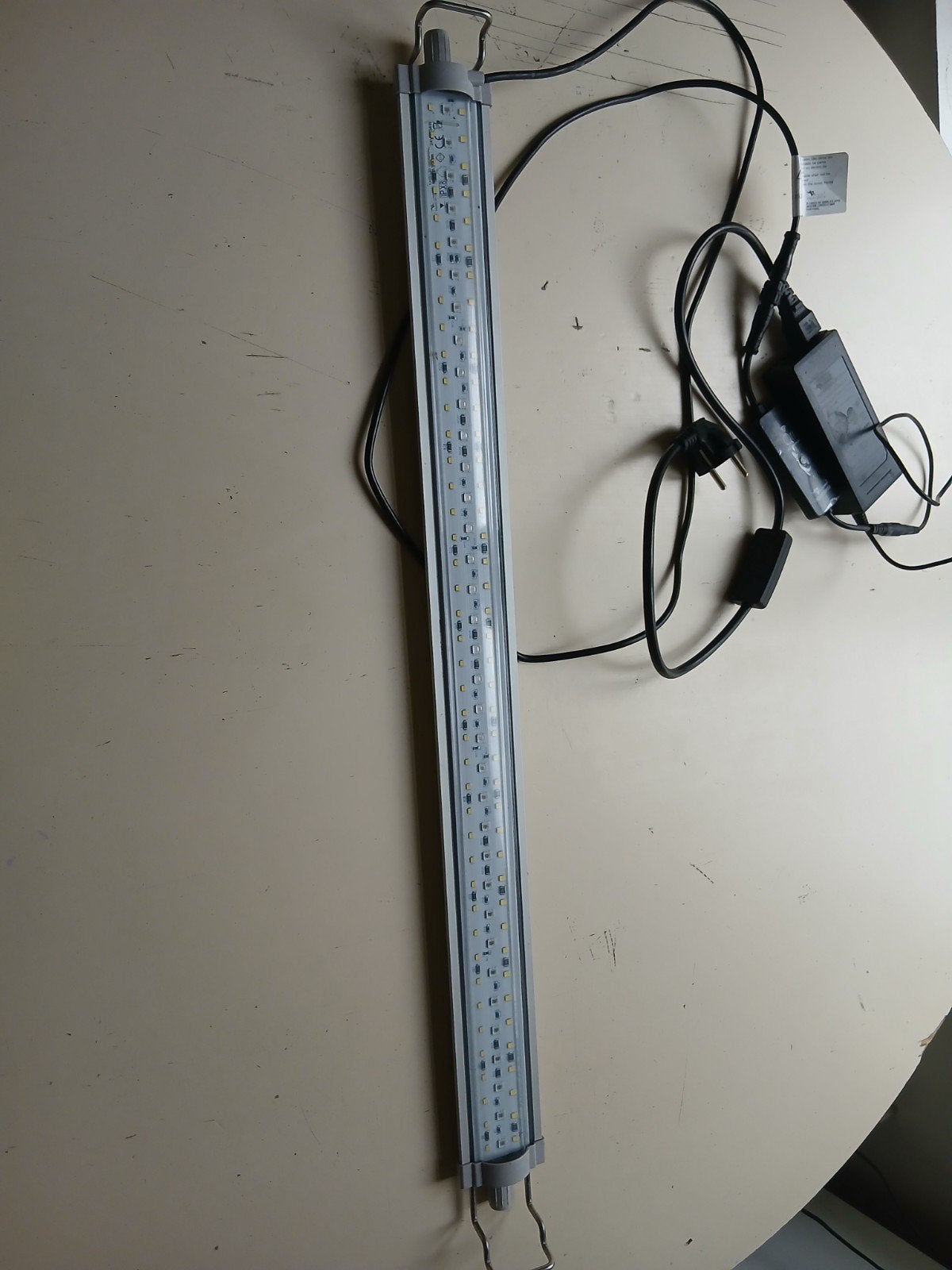 lampe led 1 m aquatlantis, Enlèvement, Aquatlantis