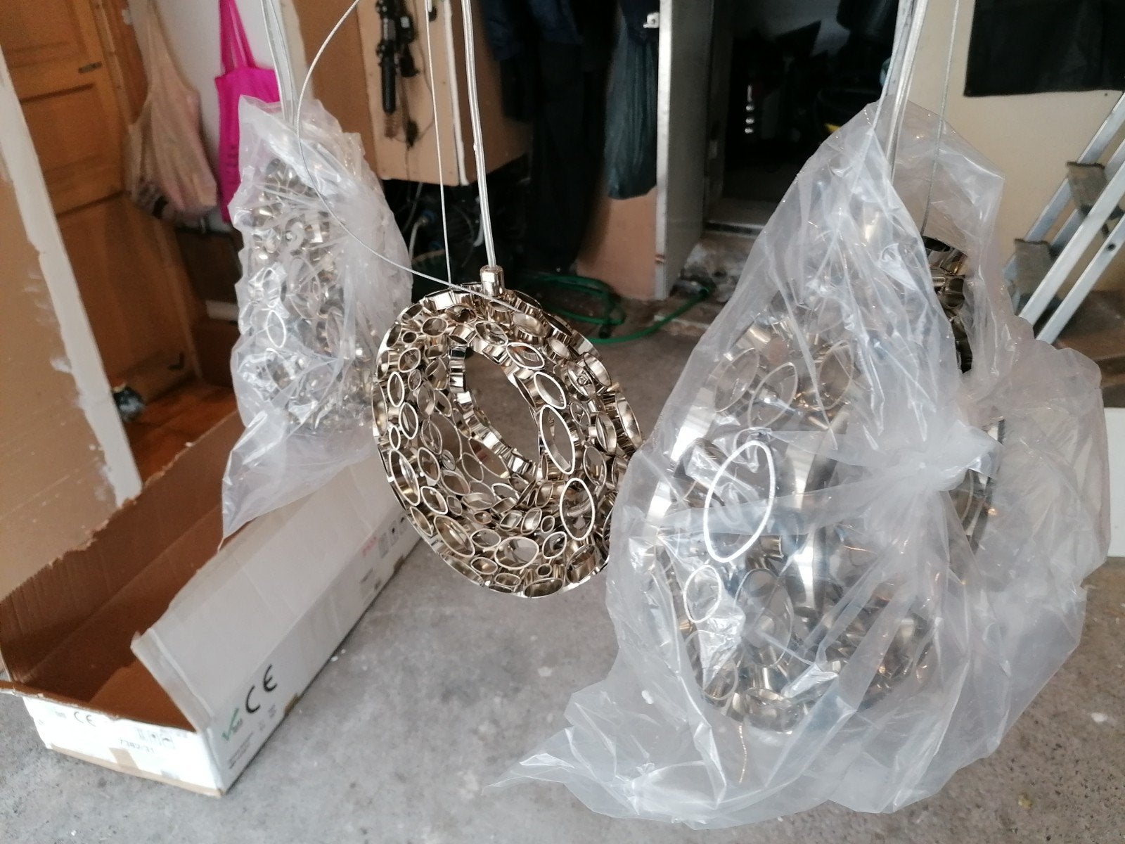 Lustre suspendu 3 lampes, Enlèvement