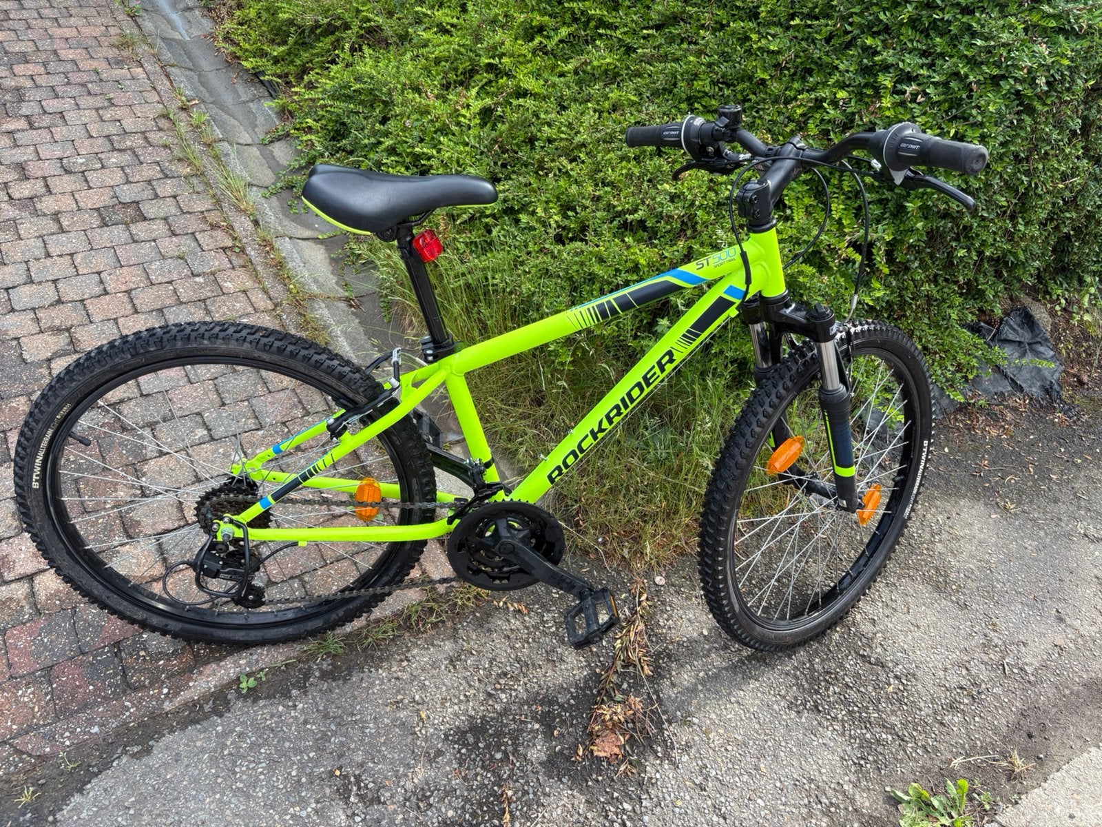 Vtt rockrider st500 24 pouces jaune fluo, Vélos & Vélomoteurs, Vélos | VTT & Mountainbikes, VTT semi-rigide, Enlèvement, Utilisé