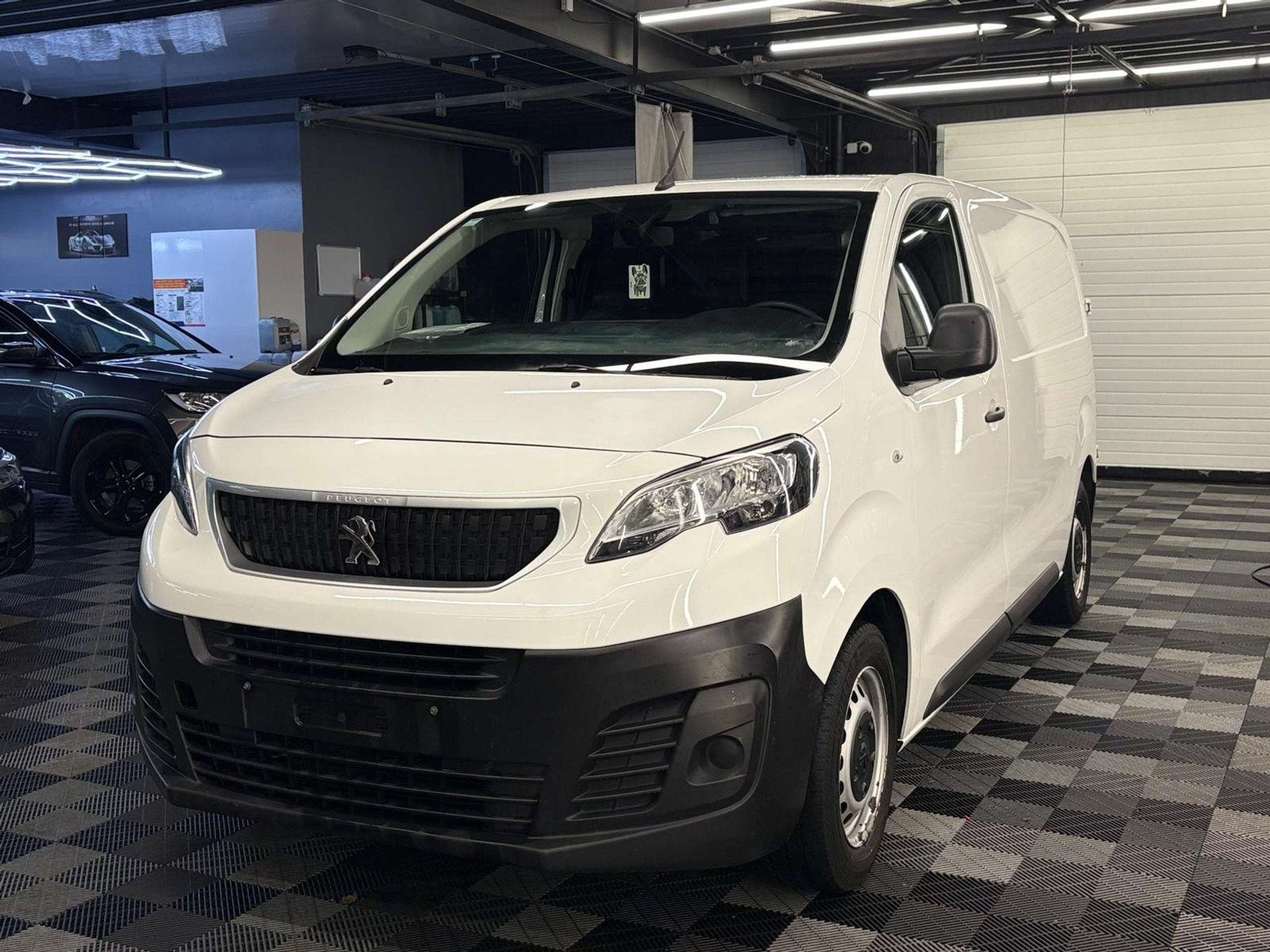 Peugeot Expert 1.5 Hdi bj. 2019 152000km Euro 6, Autos, Autres modèles, Achat, 4 portes, Entreprise