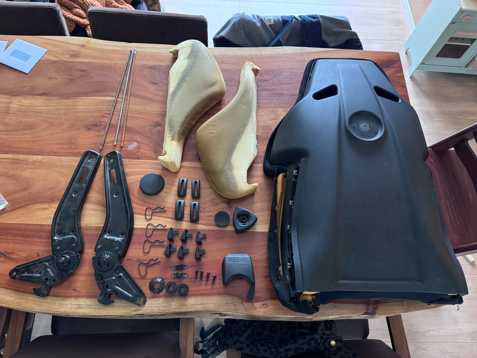 pièces Recaro a8, Enlèvement