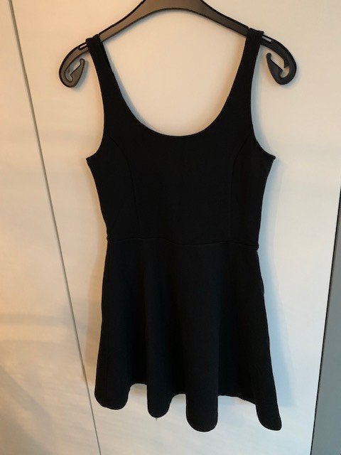 H&M zwart stretch kleedje in heel fijne ribbel: 38, Kleding | Dames, Maat 38/40 (M), H&M, Zwart, Ophalen of Verzenden