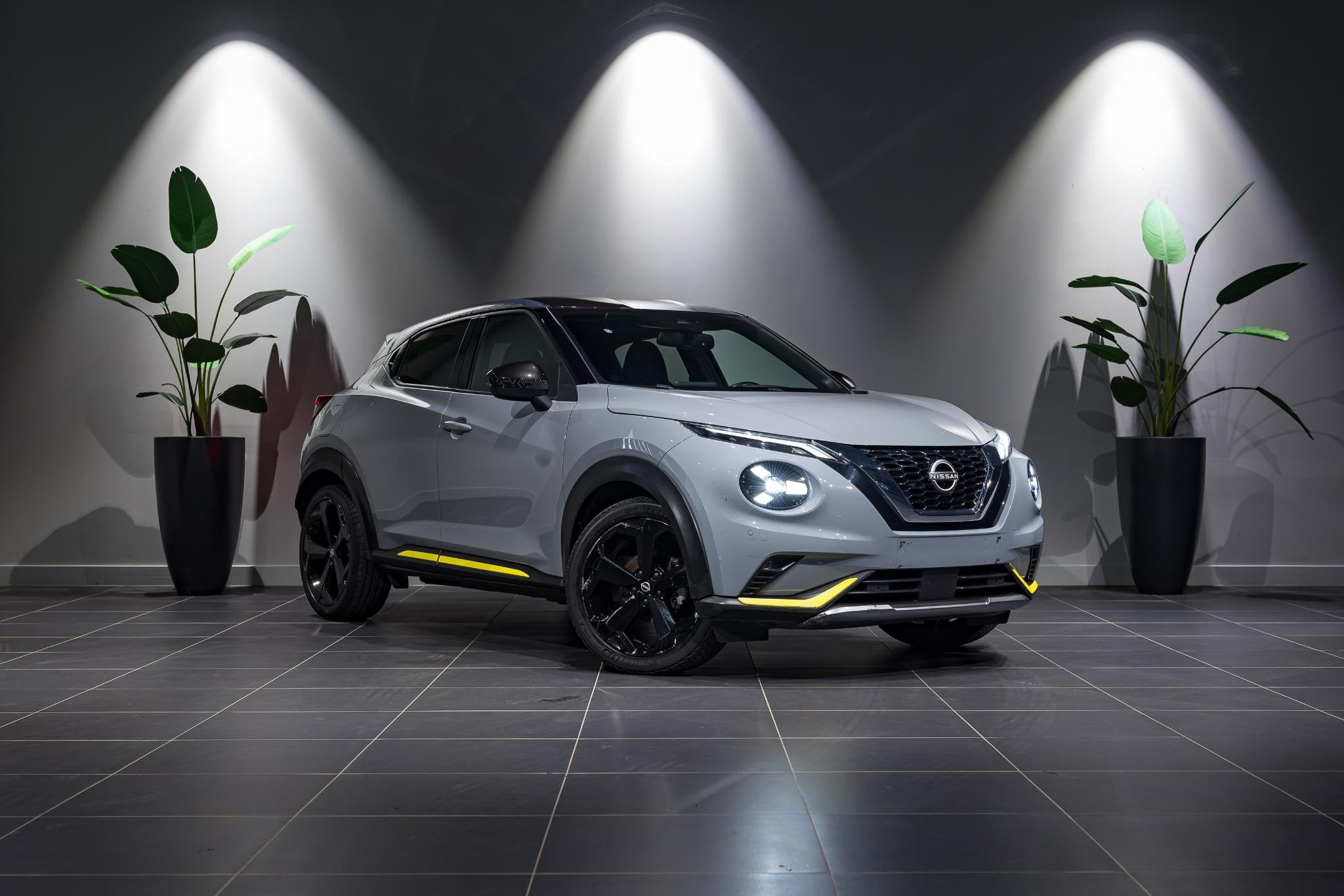 Nissan Juke 1.0 DIG-T 114 Kiiro, Autos, Argent ou Gris, Achat, 1250 kg, Euro 6