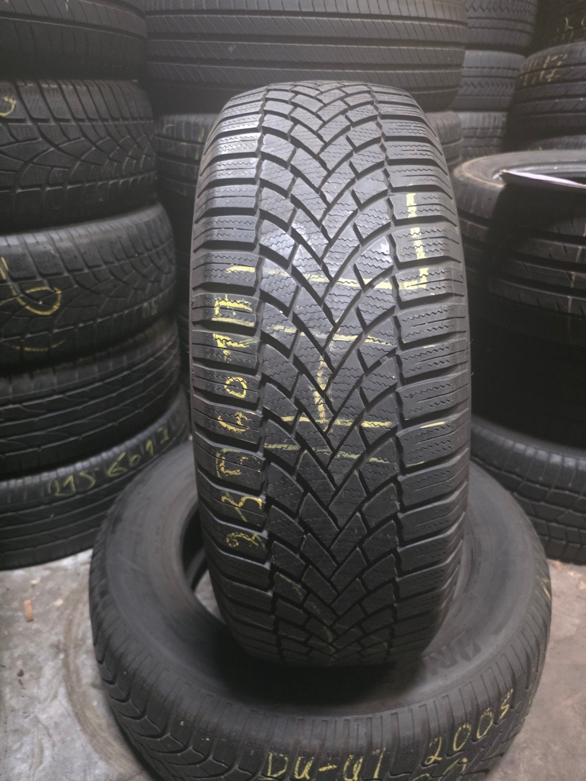235 60 17 Bridgestone avec montage et équilibrage, Enlèvement