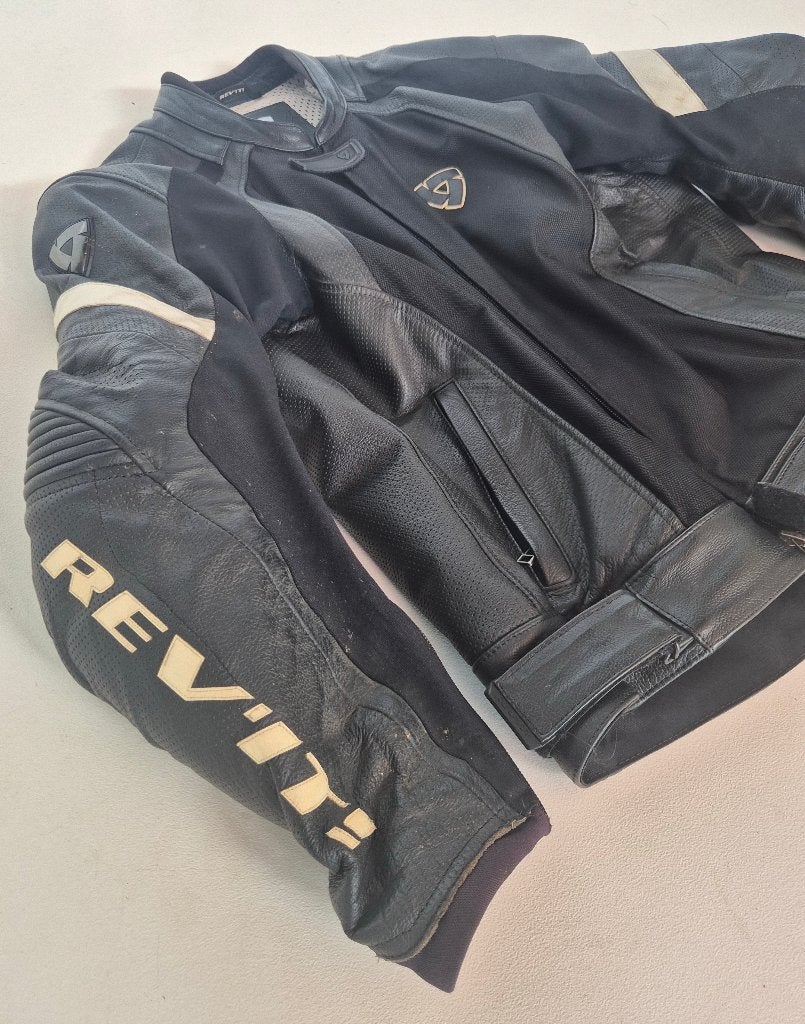 MOTOPAK LEDER " REV'IT " VEST + BROEK, REV'IT!, Seconde main, Enlèvement, Combinaison