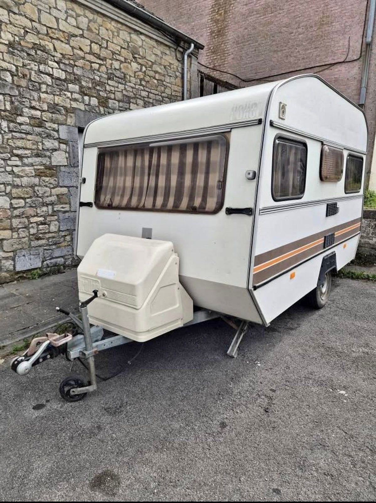 Nette caravan compleet ingericht koelkast,keuken &verwarming, Particulier, Koelkast