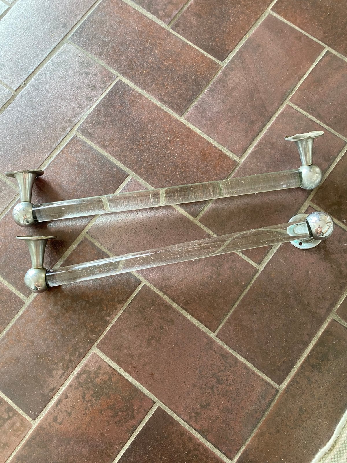 Mid century handdoekrek, Ophalen