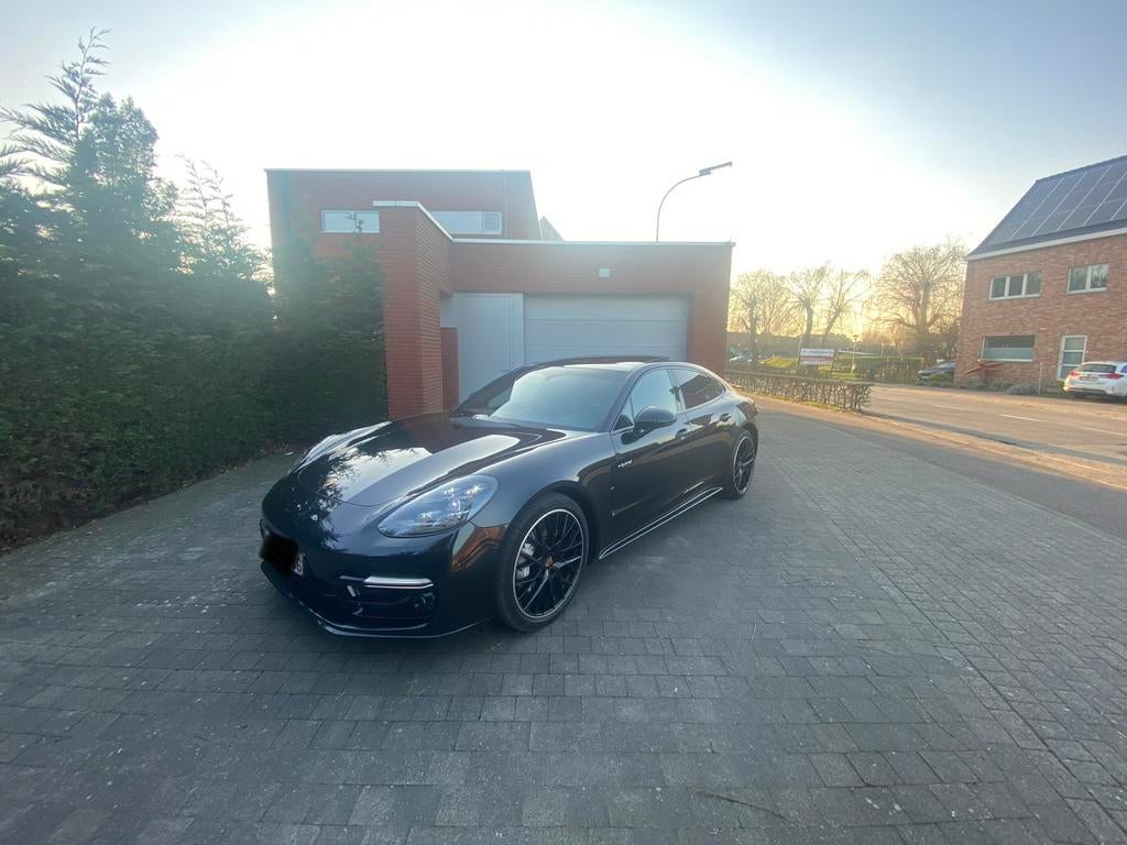 Porsche Panamera 2018 – 462PK – Full Options –, Auto's, Porsche, Automaat, Euro 6, Overige bekleding, Zwart