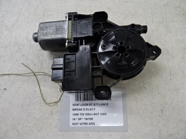 MOTOR RAAMMECHANIEK LINKS ACHTER Leon ST (5FF) (5Q0959811A), Gebruikt, Service@seat.de, Seat Deutschland GmbH, Achter