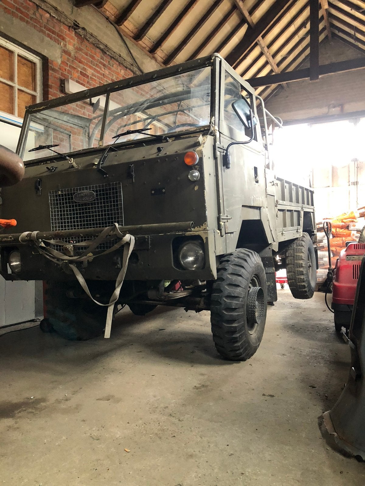 landrover 101 forward control, Particulier, Te koop, Benzine