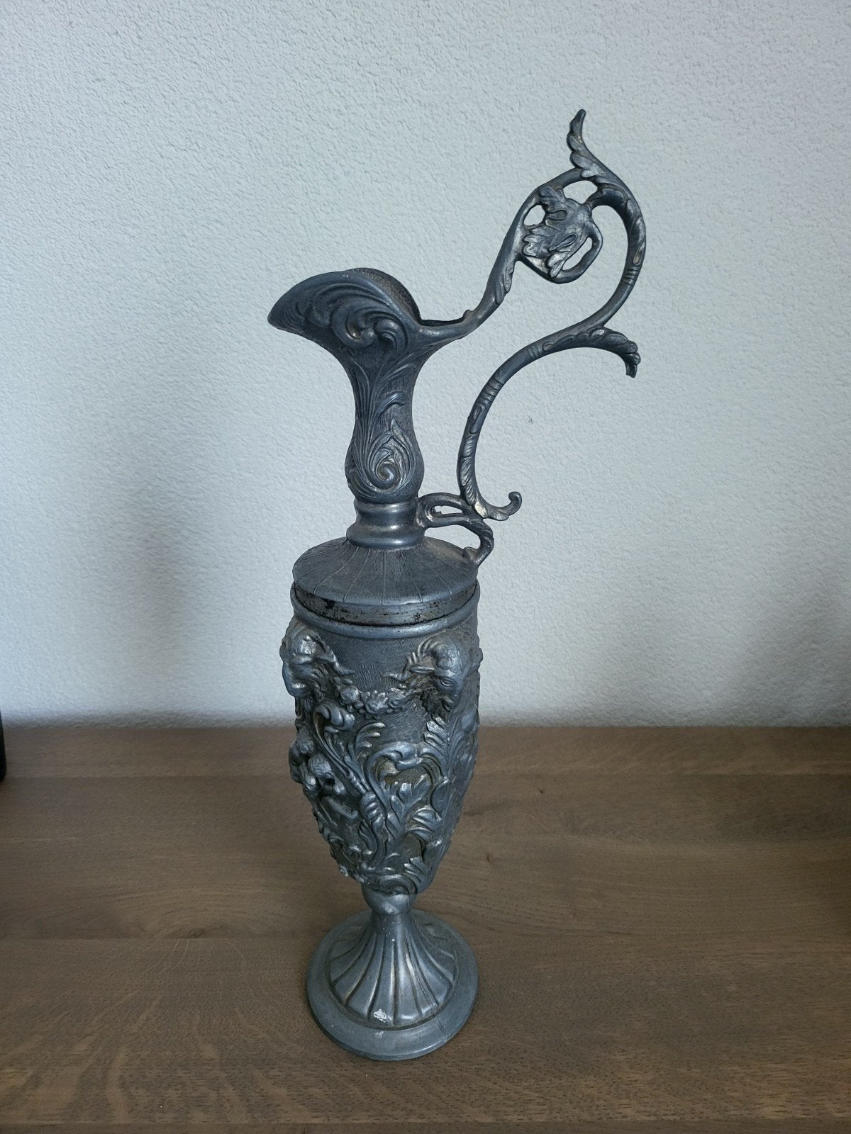 Italiaanse tinnen karaf (peltrato) van rond de jaren 80, Antiek en Kunst, Ophalen