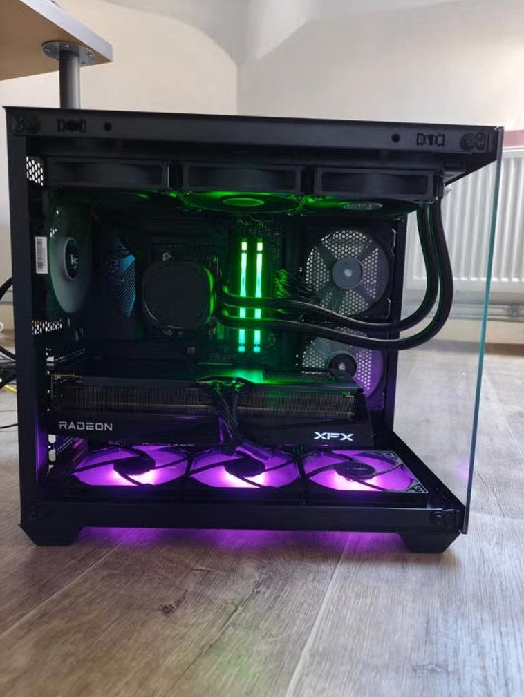PC-gamer 9800X3D - 9070XT - 32 GB DDR5, Ophalen, Zo goed als nieuw, Gaming