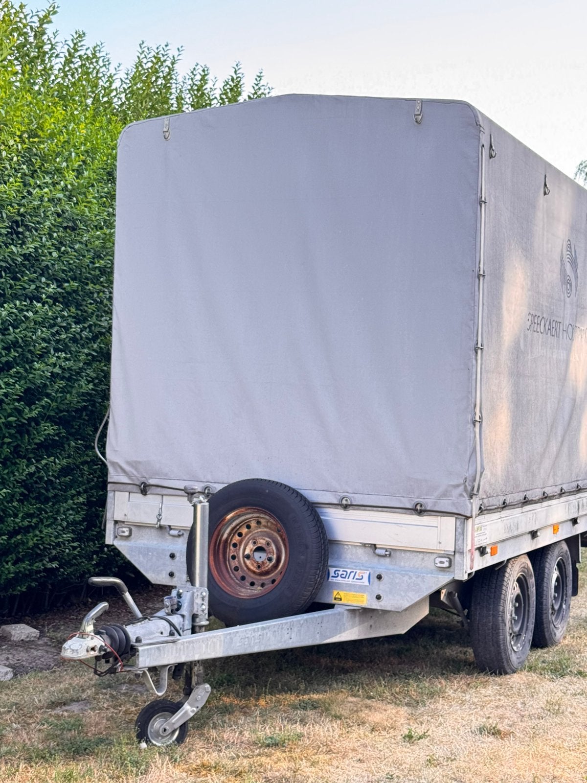 Aanhangwagen dubbelasser merk Saris, Enlèvement, Comme neuf
