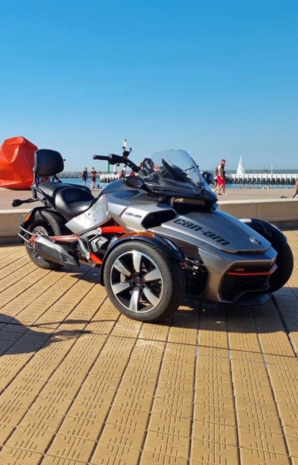 CAN AM SPYDER F3