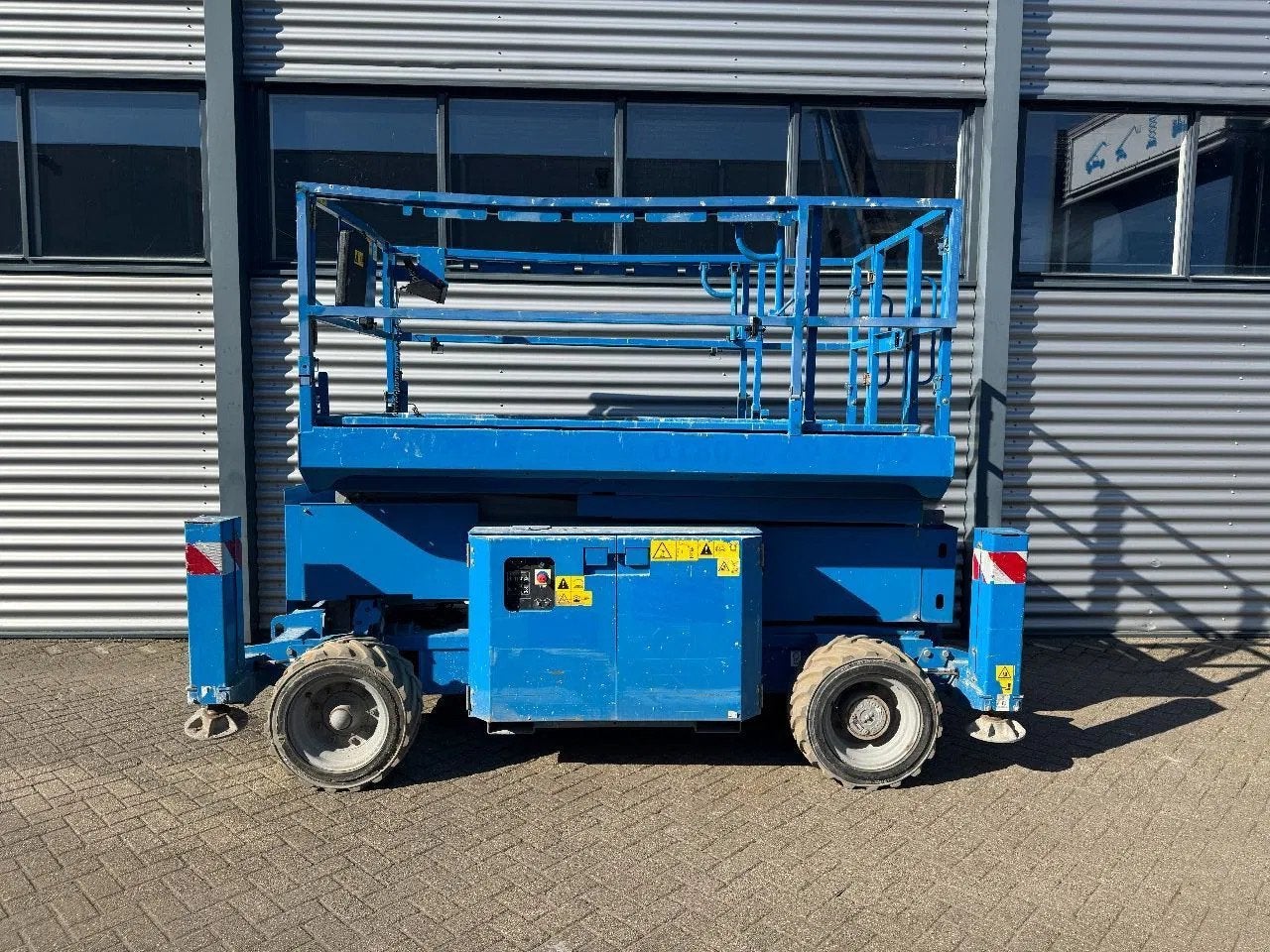 Genie GS2669DC Hoogwerker Schaarhoogwerker (bj 2013)