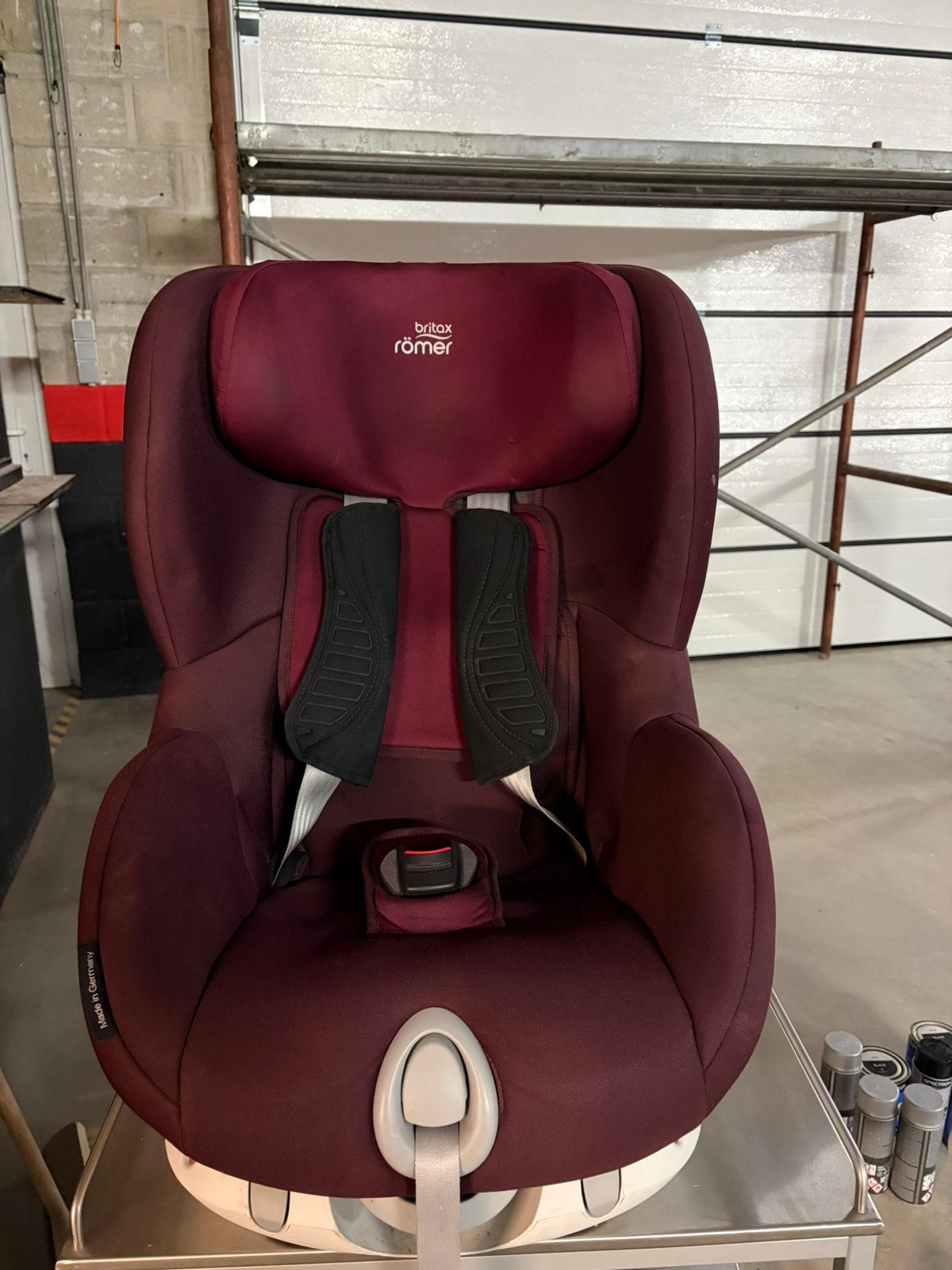 Siège auto pour bébé Britax Römer - bordeaux, Enfants & Bébés, Autres marques, 0 à 18 kg, Dossier réglable, Comme neuf