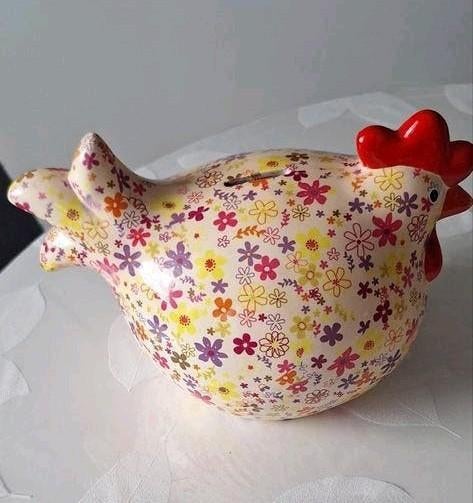 8 poules artisanales.

En parfait état, Enlèvement