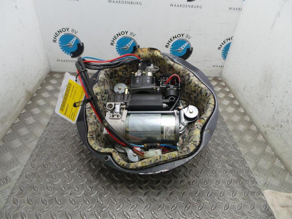 BMW X5 COMPRESSOR LUCHTVERING 2003, Auto-onderdelen, Ophalen of Verzenden, Gebruikt, Stiba lid