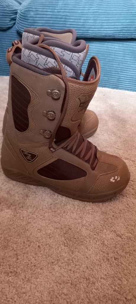Snowboard boots maat 46, Sports & Fitness, Snowboard, Enlèvement, Neuf, Bottes de neige