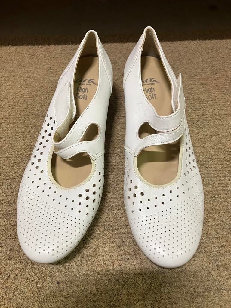 Witte lederen Mary Janes  / muiltjes Ara maat 41, Ophalen of Verzenden, Wit