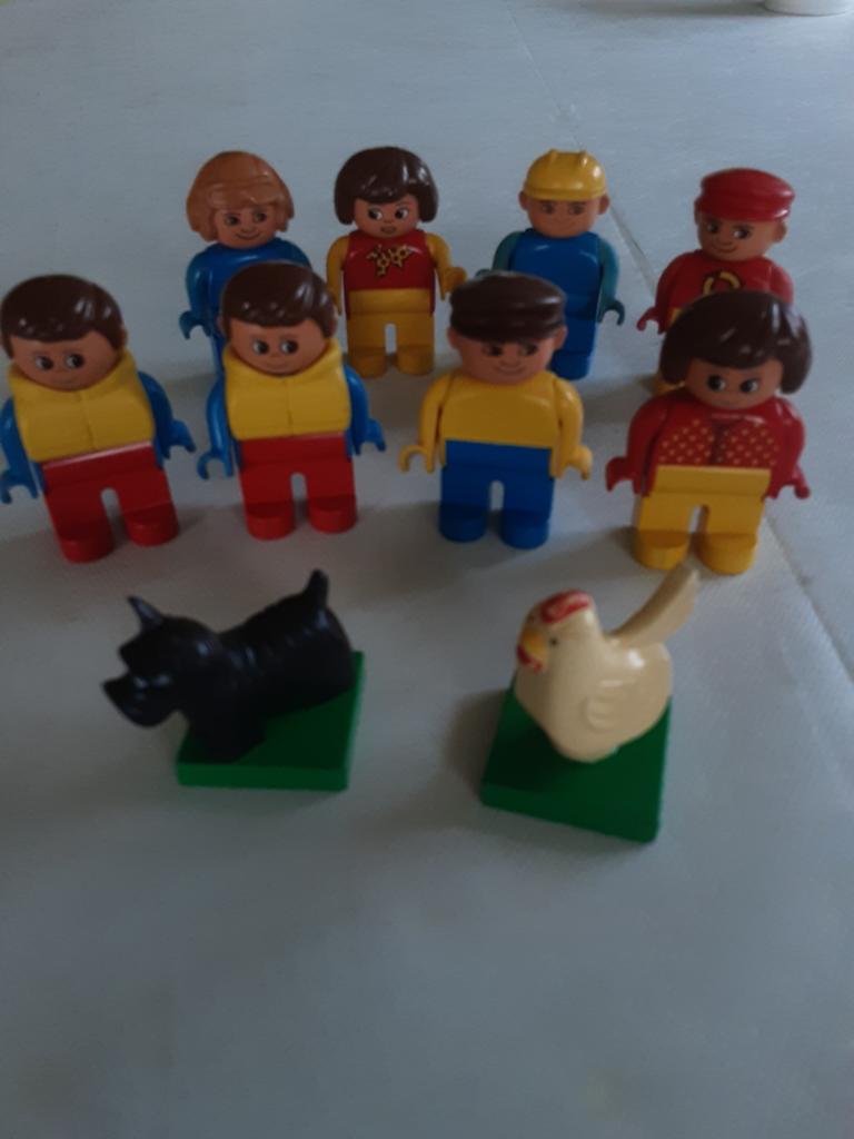 8 popjes en kip en hond
Merk Dublo, Ophalen of Verzenden, Lego