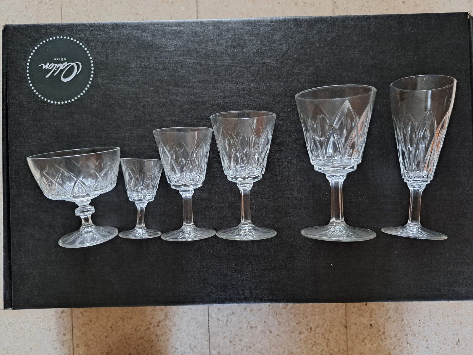 Service en verre 61 pièces, Enlèvement, Verre