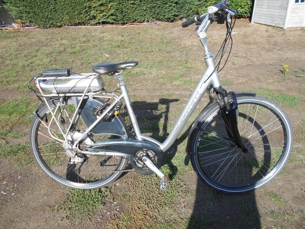 Te koop E bike dames TREK 21 speed batterij vernieuwd goedes, Fietsen en Brommers, Zo goed als nieuw, 51 tot 55 cm, 50 km per accu of meer