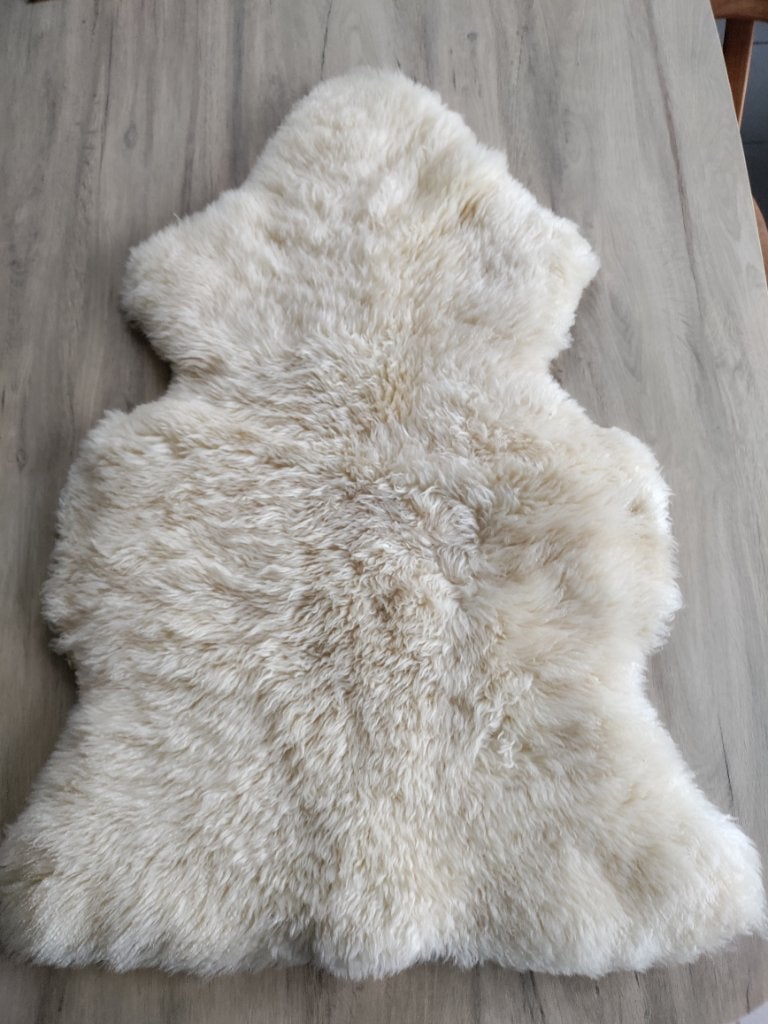 Belle peau de mouton, Enlèvement ou Envoi, Peau de mouton