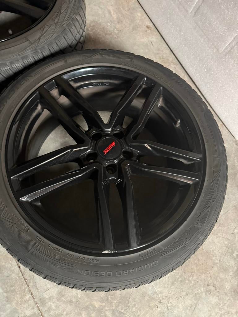 Winterbanden + velgen volvo XC60, Auto-onderdelen, Ophalen, Gebruikt, 255 mm, Banden en Velgen