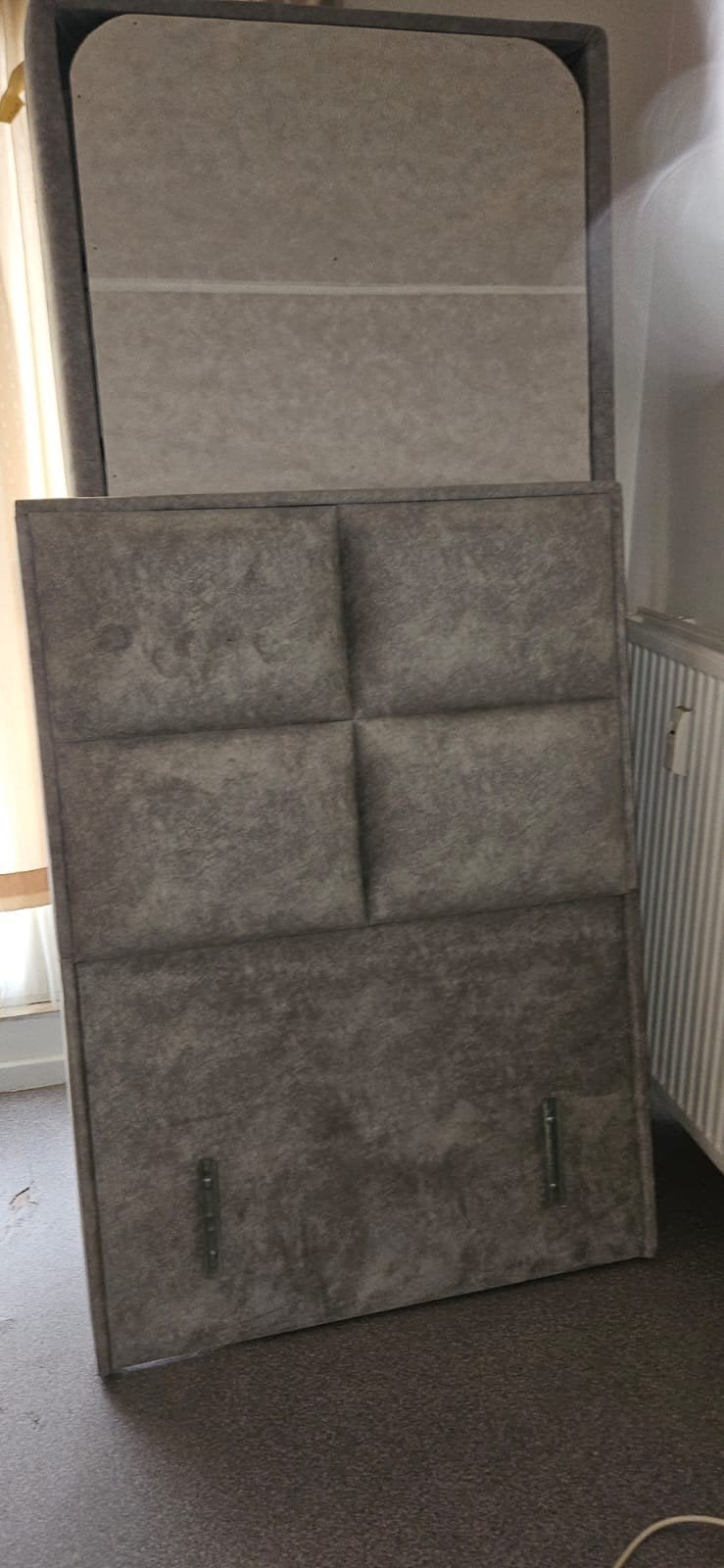 Sommier gris avec tête de lit — Lit complet, Gris, Enlèvement, 200 cm, Moderne bed