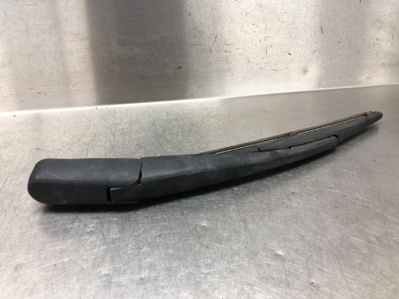 RUITENWISSERARM ACHTER Mitsubishi Eclipse Cross (GK / GL), Gebruikt, Mitsubishi