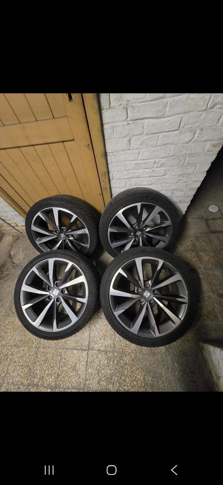 jante cupra avec pneu michelin 18 pouce, Autos : Pièces & Accessoires, Enlèvement ou Envoi, 18 pouces
