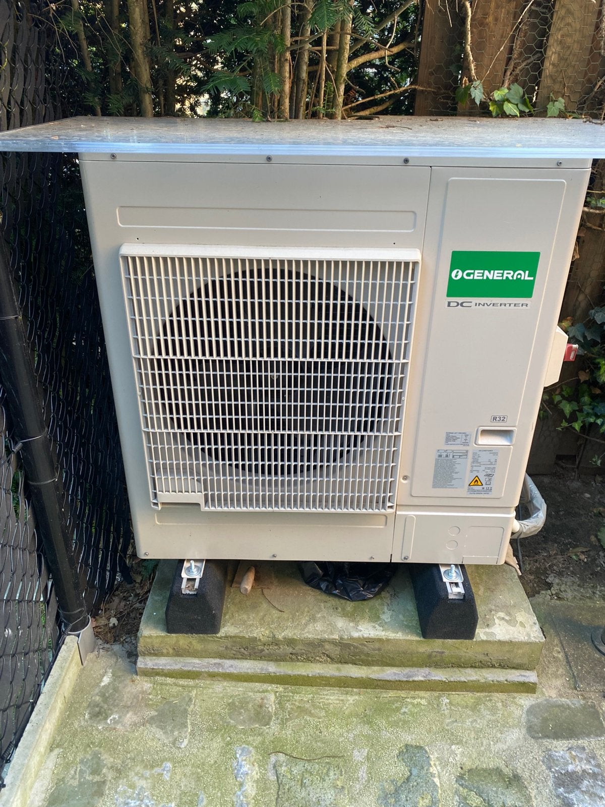 Buitenunit 12 kw, Ophalen, Zo goed als nieuw