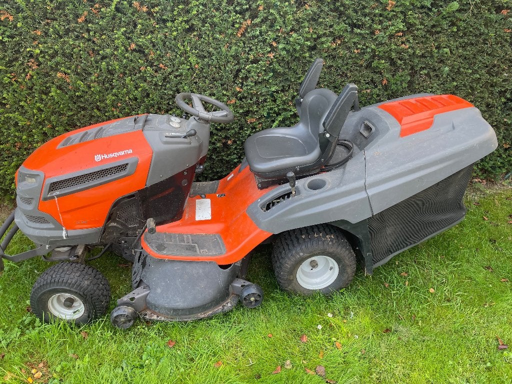 Tondeuse Husqvarna TC 342T - Seulement 70 h. originales !, Enlèvement, Utilisé, Démarrage électrique, 90 à 120 cm