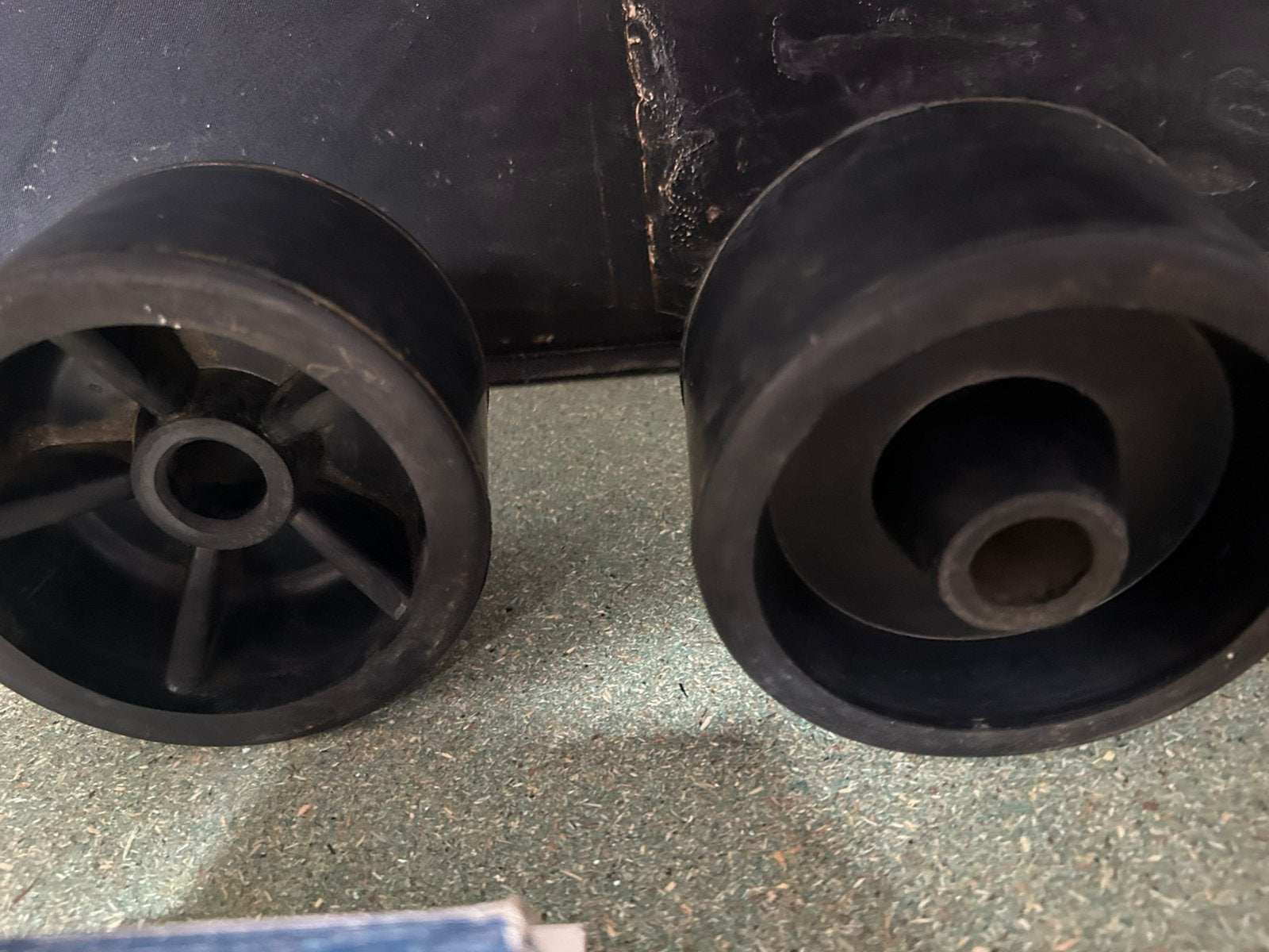 Rouleaux x2 pour remorque bateau, Enlèvement, Neuf