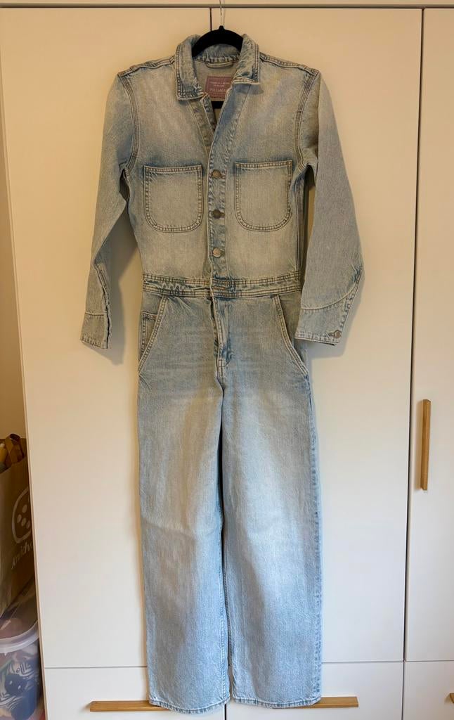Denim jumpsuit Pull&Bear maat S, Kleding | Dames, Jumpsuits, Ophalen, Zo goed als nieuw, Maat 36 (S)