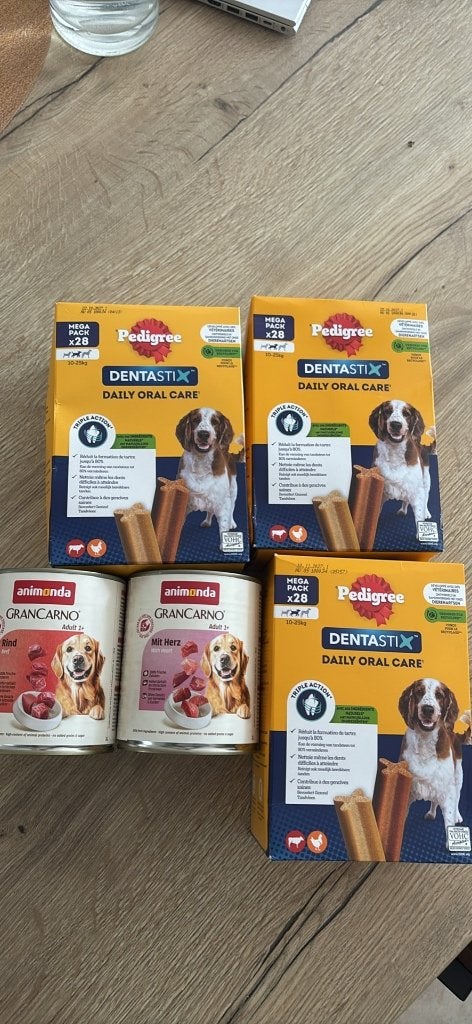 Hondensnacks en natvoer, Dieren en Toebehoren, Ophalen, Hond