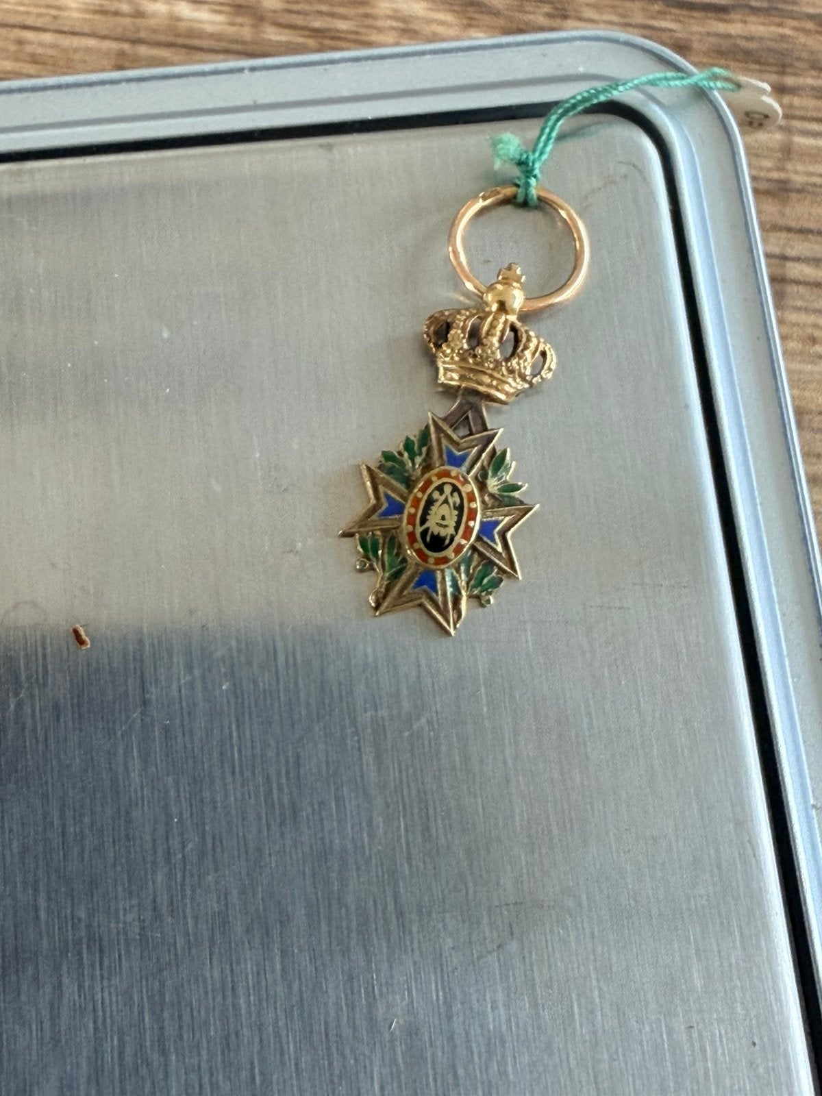 Medaille miniatuur goud 14kt, Verzamelen, Militaria | Algemeen, Ophalen of Verzenden